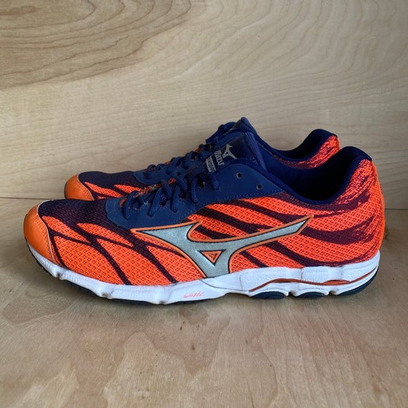 mizuno orange shoes